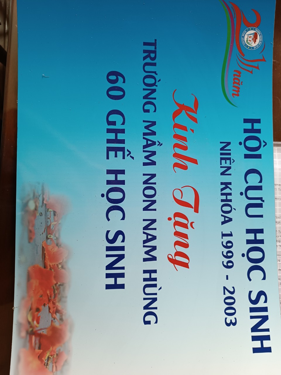 TRAO  TẶNG GHẾ 22-23